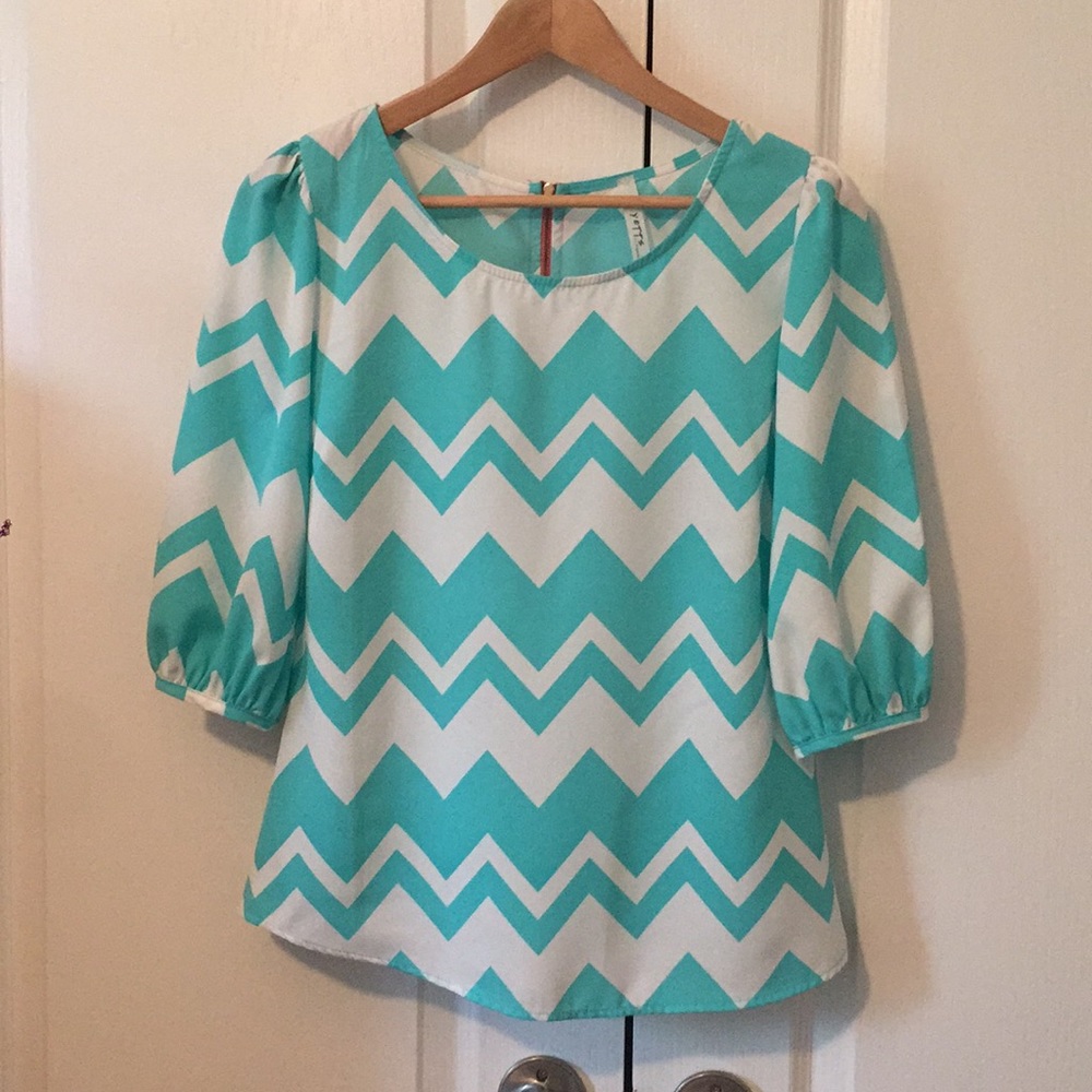 Geometric Flowy blouse
